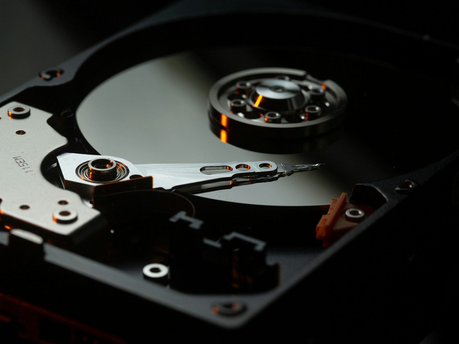 التحليل الجنائي الرقمي والاستجابة للحوادث (DFIR)
